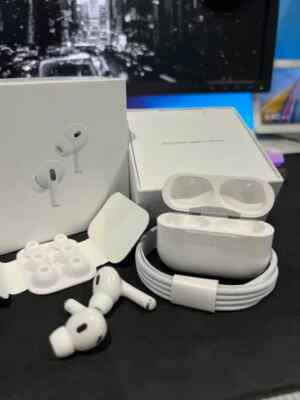 Apple AirPods Pro with MagSafe Wireless Charging Case - White