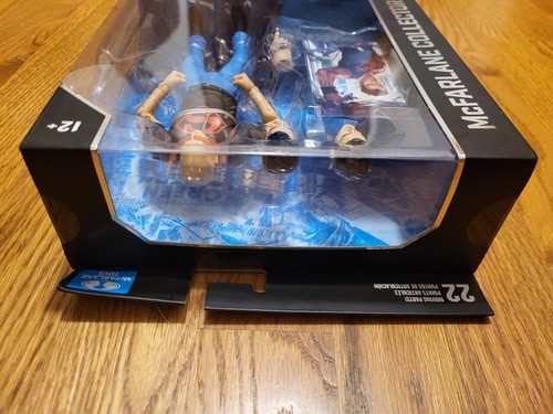 NEW McFarlane DC Multiverse Collector Edition Figure Connor Kent Platinum NIB - Picture 4 of 6