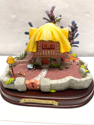 Walt Disney Classic Enchanted Places White Rabbit's House Alice in