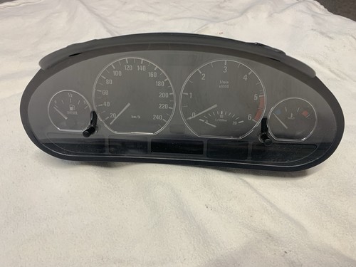 Tachoeinheit Tachometer Kombiinstrument BMW E46 320d Facelift