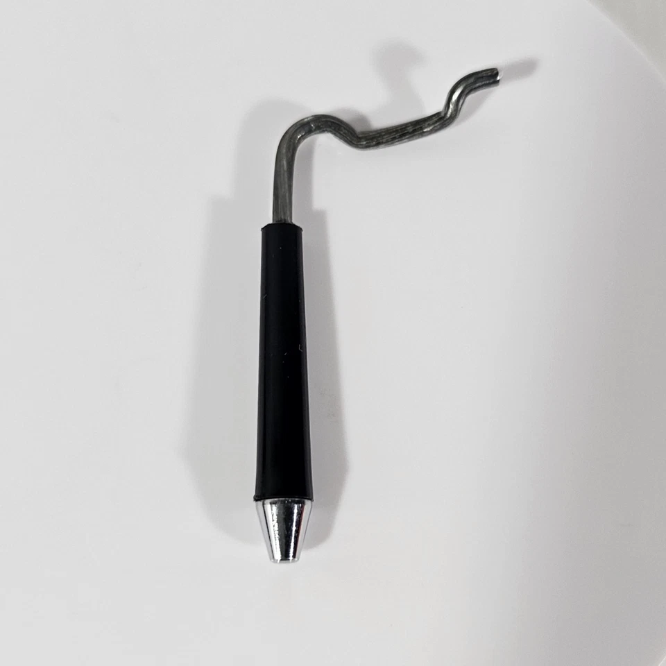 Realistic Lab-36 Turntable Part, LIFT LEVER - Image 2 of 3