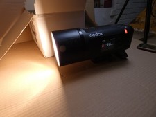 Godox AD600Pro II TTL Outdoor Flash 600Ws WB26 Akku Ladegerät OVP voll funktions