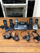 AT&T TL88102 + four TL88002 2 Line Phone System with 5 Handsets & Answering Syst