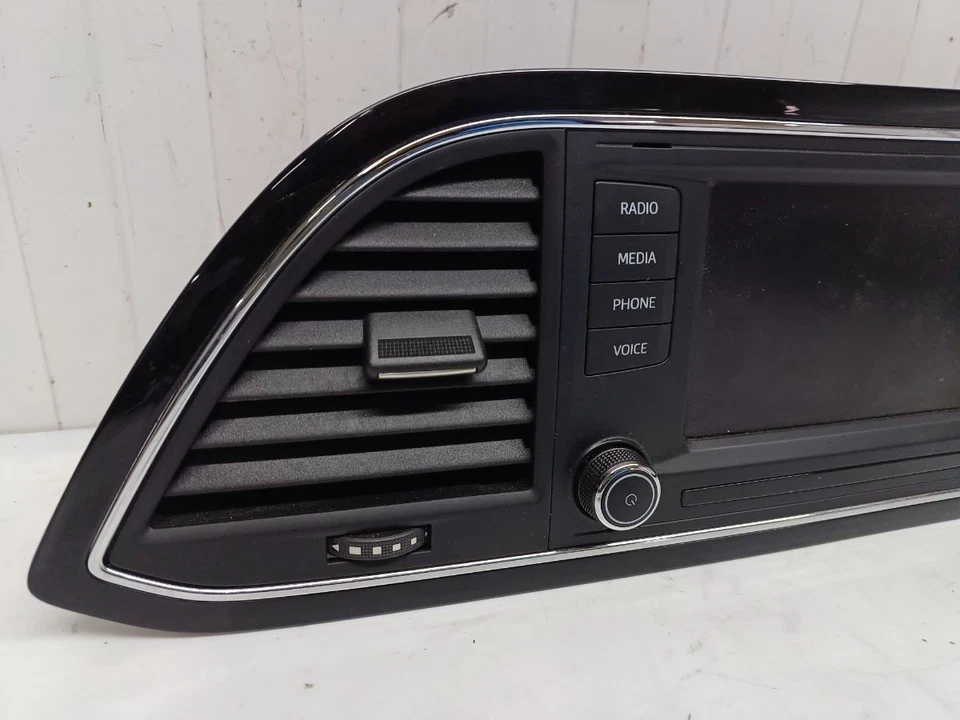 SEAT LEON FR MK3 RADIO STEREO SAT NAV SYSTEM HEAD UNIT 5F0919603A - Image 2 of 4