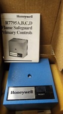 Honeywell R7795B 1009 120 Volt Primary Safety Control