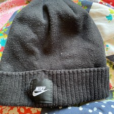 Nike 803732-010 Men's Futura Beanie Hat 