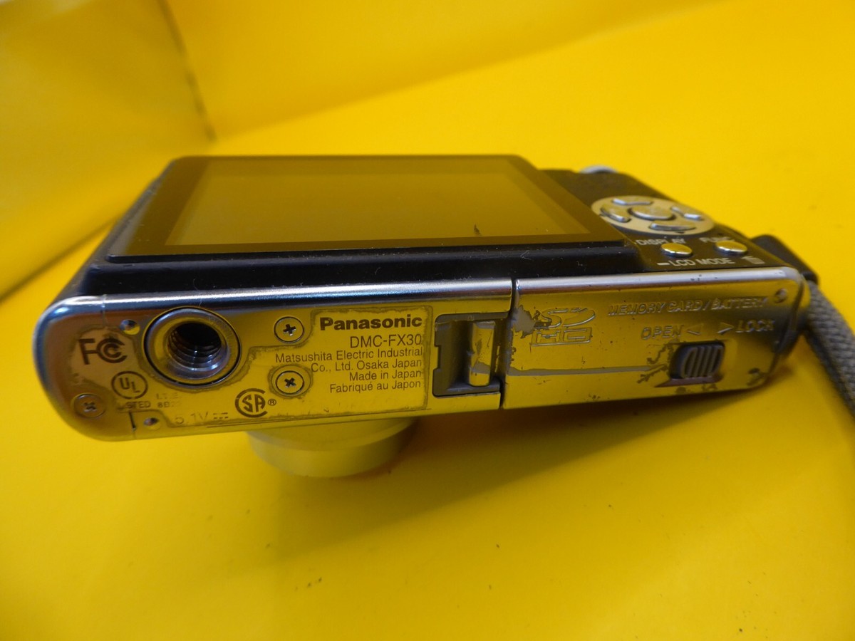 Panasonic Lumix DMC-FX30 5Mp Camera with Leica Lens *Tested
