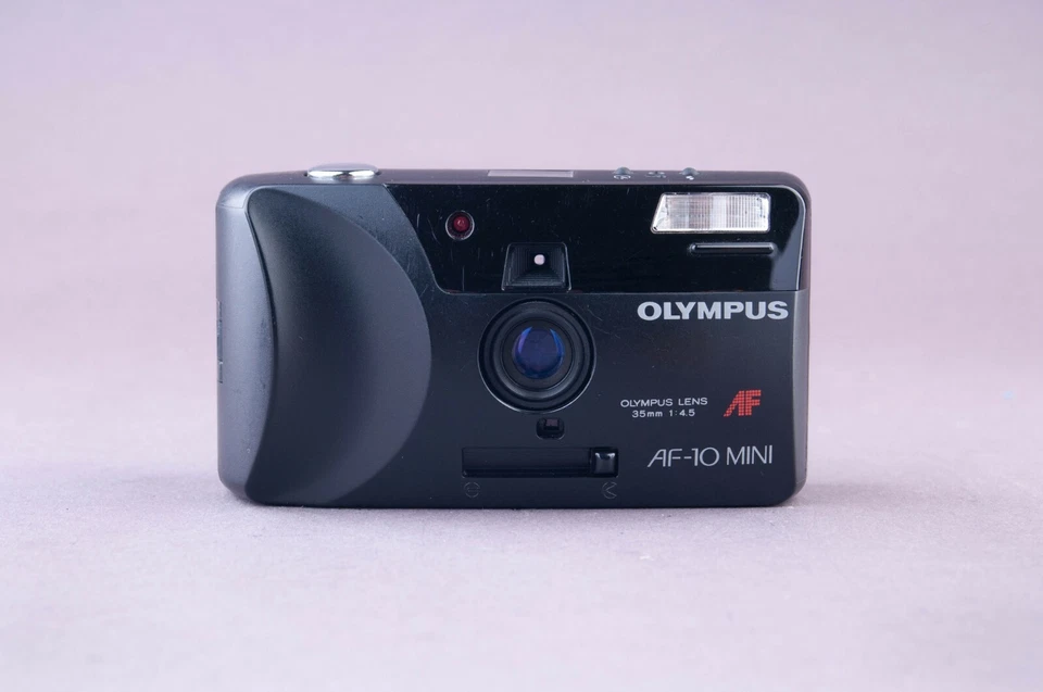 Olympus AF-10 Mini Point & Shoot Film Camera - Image 2 of 4