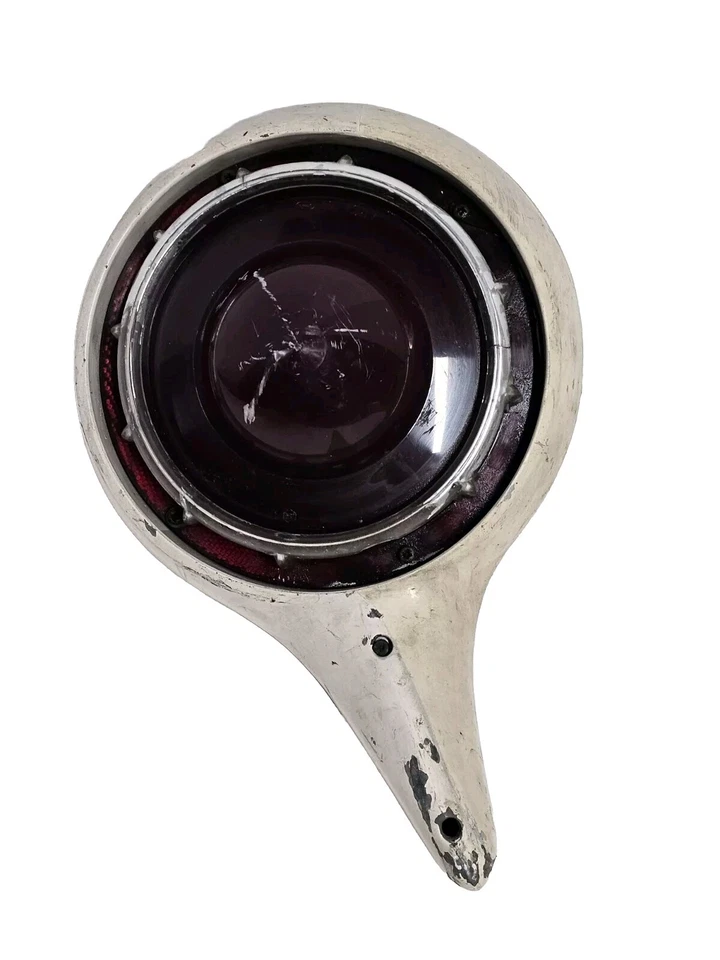 Винтажный оригинальный производитель 1957 Ford Fairlane задний фонарь в сборе - левая и правая сторона - Изображение 2 из 4