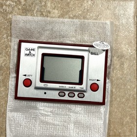 Official Nintendo Game & Watch Ball Club Nintendo Japan Platinum Reward CIB Mint