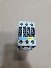 Siemens 3RT1026-3B..0 3RT1026-3BB40 25A 3-P Motor Starter Contactor 24VDC Coil