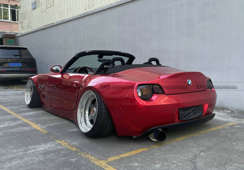 For 200305 BMW Z4 E85 FRP Unpainted Rear Fender Flares BodyKits Wide