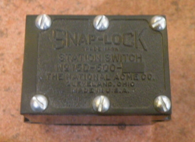 Interruttore Stazione Snap-Lock Namco D600 – Surplus Industriale Nuovo EC150-00015 16D-600