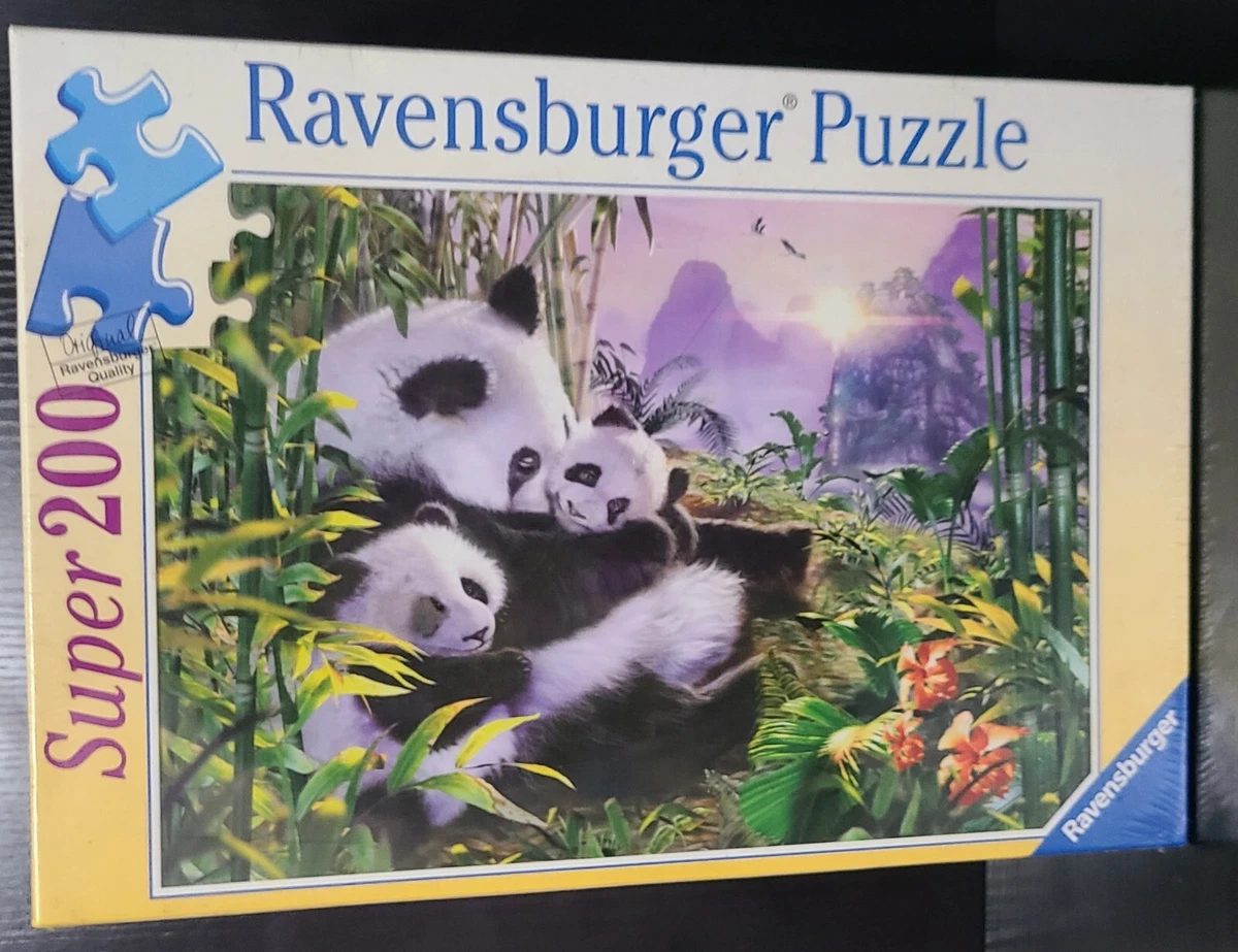 Ravensburger Puzzle Super 200 pieces Panda Family Made In Germany