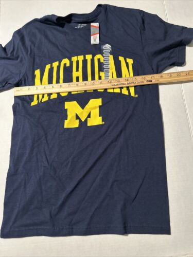 J2 Sport Michigan T-Shirt Men’s Small NWT Navy Blue Short Sleeve Shirt - Picture 3 of 5