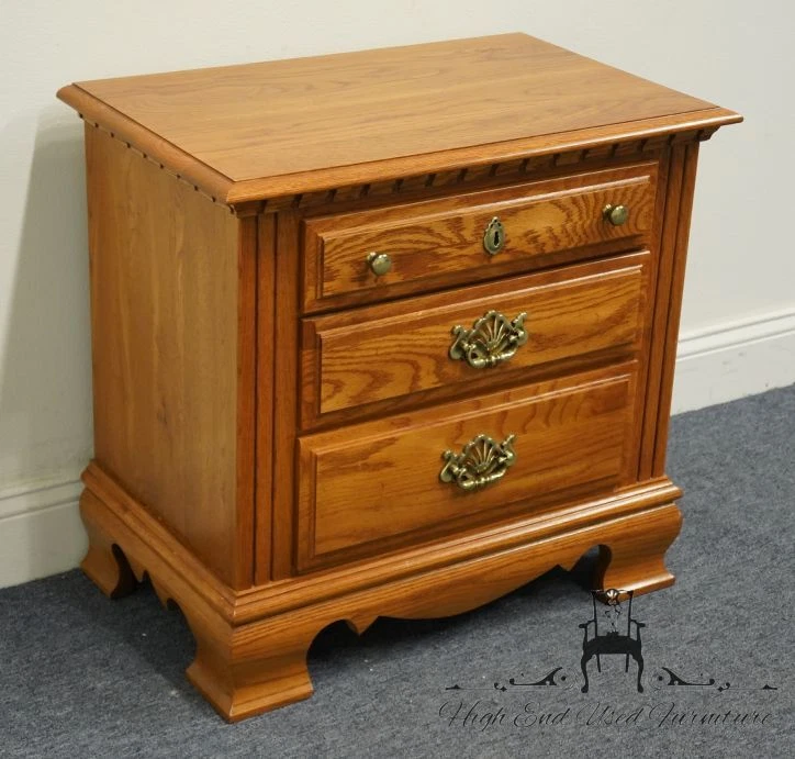 Kincaid nightstand 2024