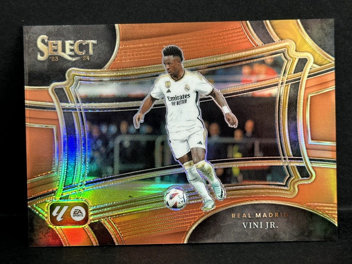 2023-24 Panini Select La Liga Real Madrid Vini Jr. Field Level