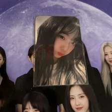 Yeojin Loona 2022 Seasons Greetings Everline POB Photocard