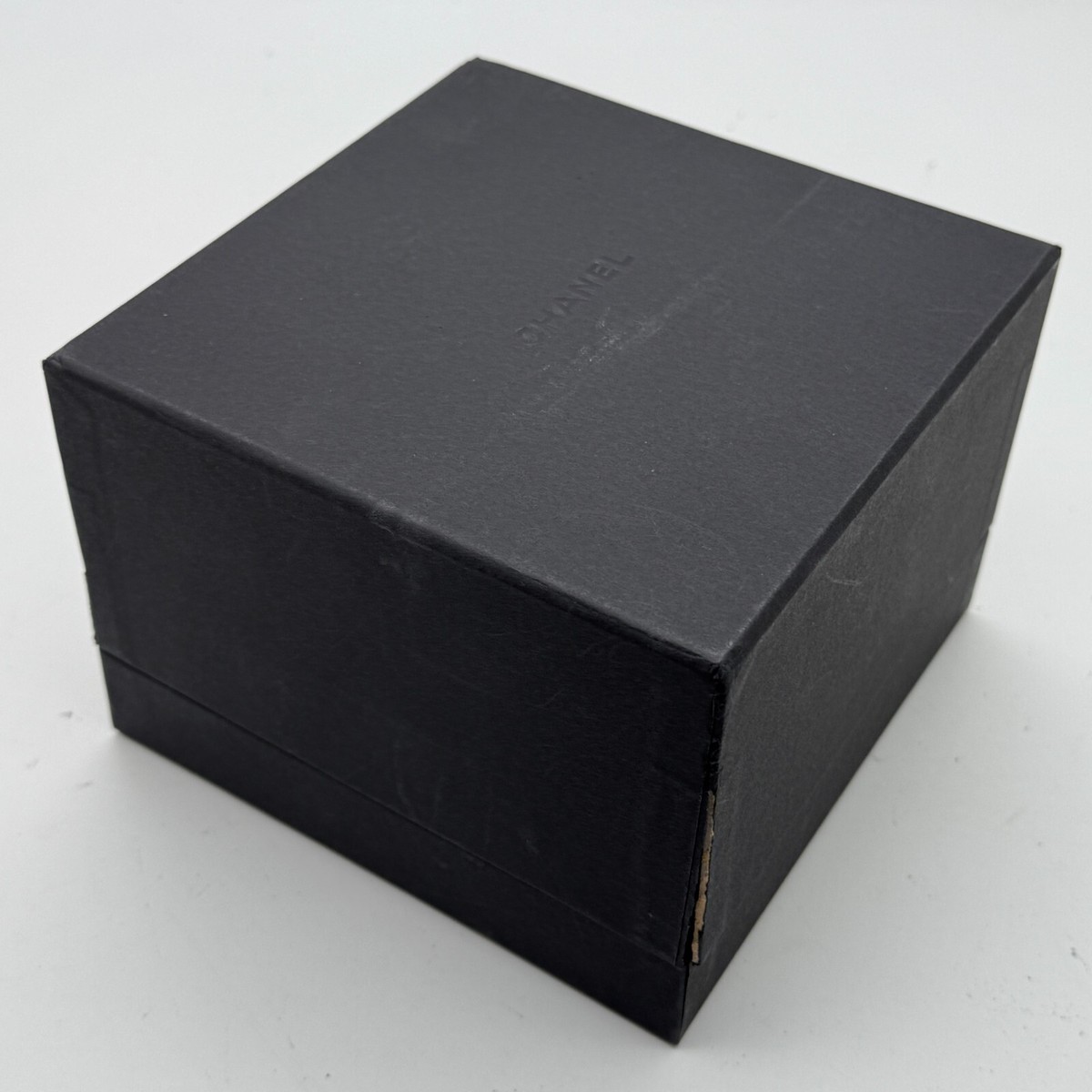 Chanel Genuine watch box case Outer box Color White x Black