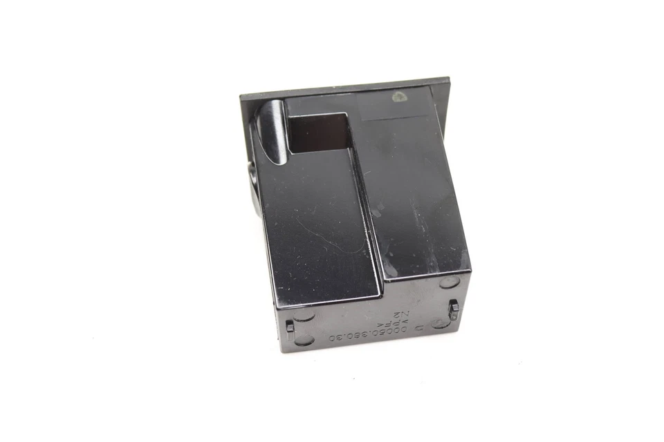 Mercedes-Benz C280 2008-2009 - Cenicero consola central trasero/inserto de bandeja de ceniza Foto 2 de 4