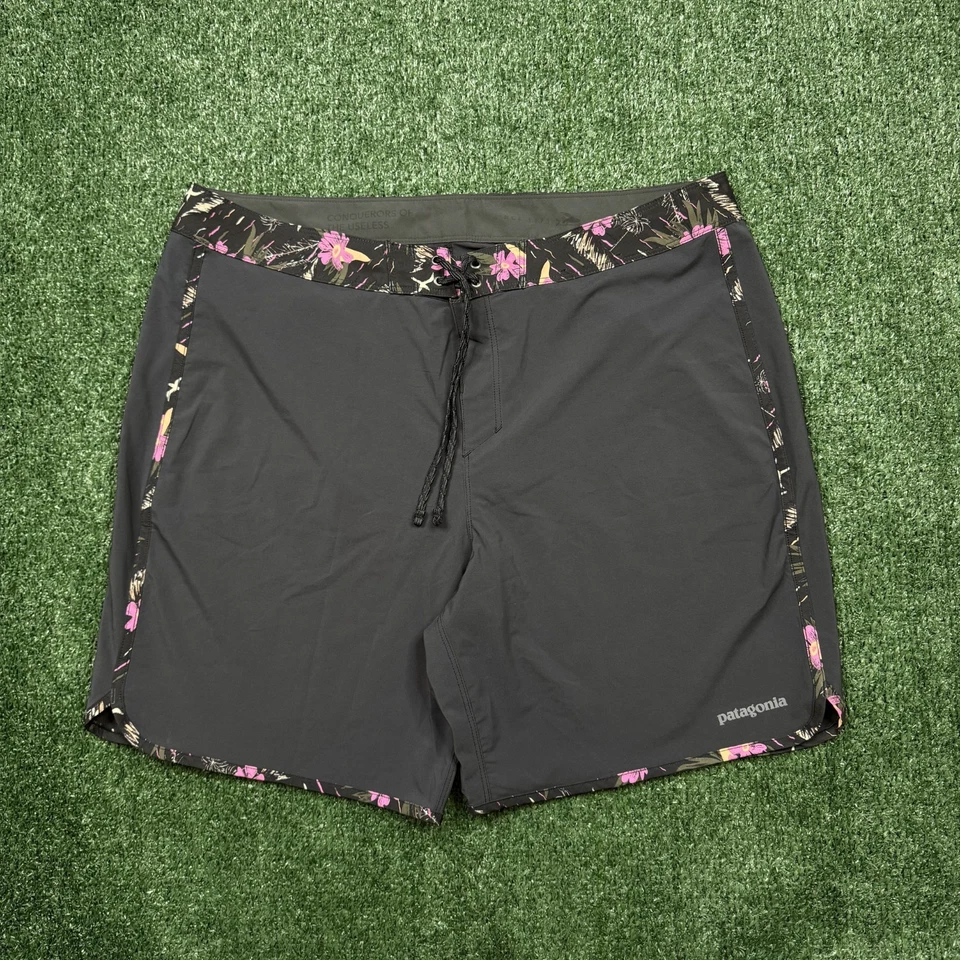 Patagonia Herren Boardshorts Gr. 38 grau leichte Badehose Outdoor