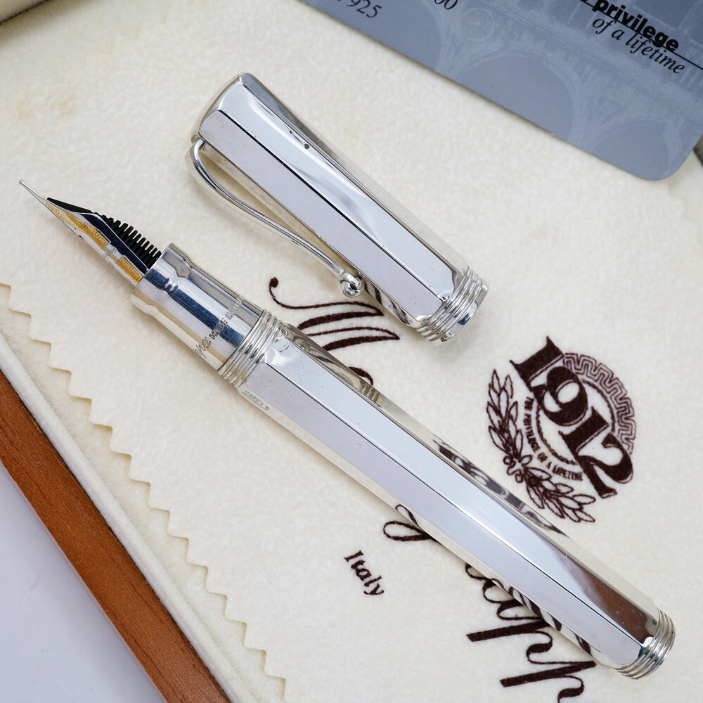 Montegrappa Reminiscence 925 Sterling Silver Large Fountain Pen