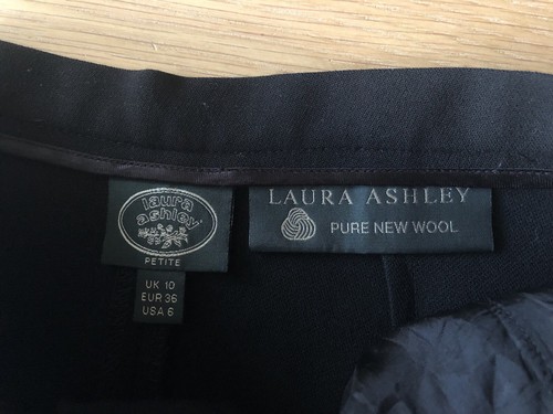 Ladies 100% Wool Tailored Trousers Size 10P By LAURA ASHLEY -Sides Satin Detail - Picture 5 of 20
