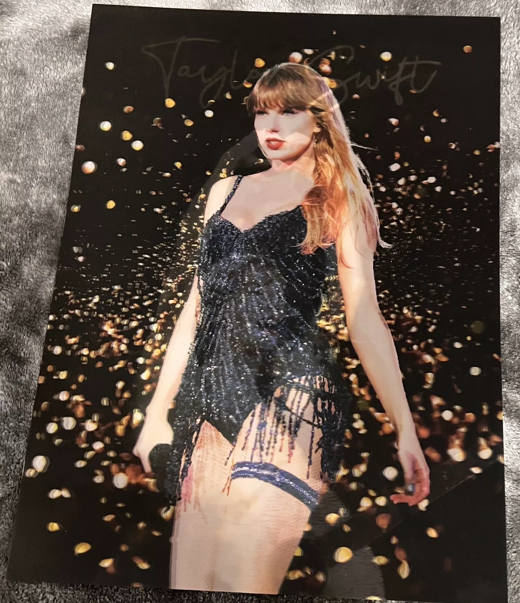 Taylor Swift 11.5' x 15.5' 3D Flip poster. Heavy duty | eBay