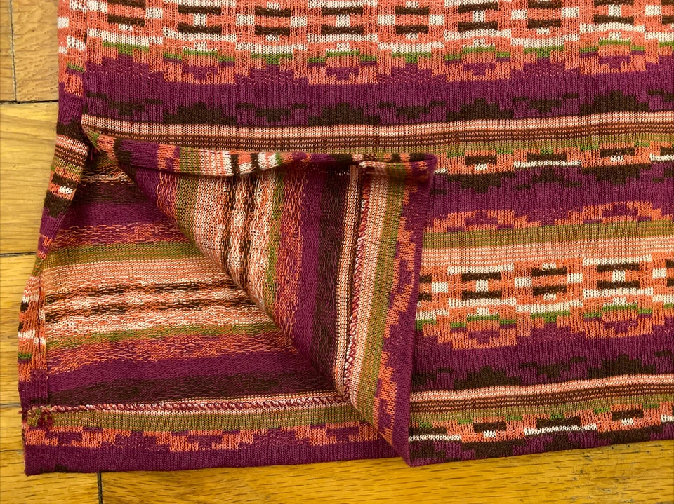 Camisa De Colección Nos Años 70 Patrón Púrpura Tejido Fino 1/4 Cremallera Emisiones Estampado Completo Mediano Foto 2 de 4