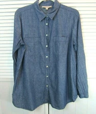 LOFT Womans Top Size MM Blue Button Front Collar Career Casual Geometric L / S 