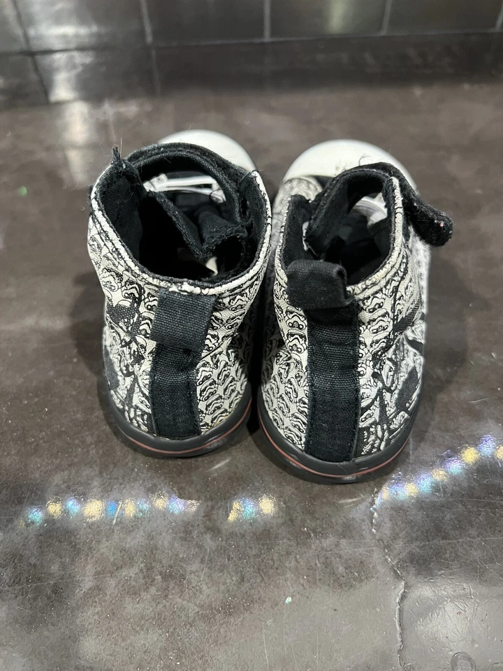Star Wars Stormtrooper Niños o Niñas Niños Talla 10 Lona Parte Superior Alta Tenis Zapatos Foto 3 de 4