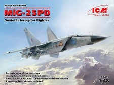 ICM 48903 Soviet Interceptor Fighter MiG-25 PD 1/48