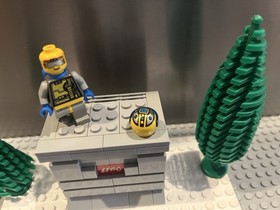 LEGO Space - Unitron Chief Minifigure sp049 - From Sets 6991 1793 1789 1787