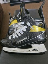 Bauer Supreme Ultra Sonic Size 4.5 Fit 2   2 Sets Of  Blades