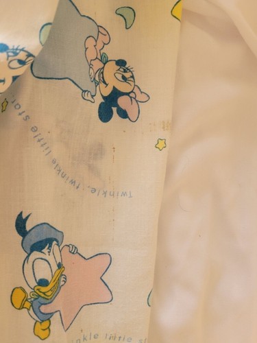 Vintage Dundee Disney Babies Mickey Minnie Mouse Pluto Daffy Fitted Baby Sheet - Picture 9 of 9