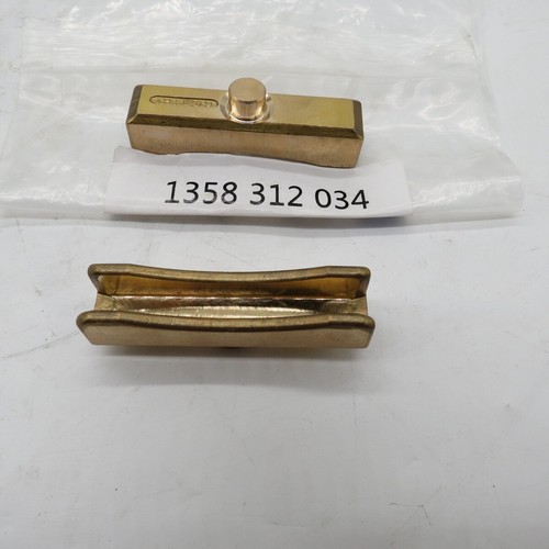 2pcs ZF Shift block 1358312034 1358 312 034 Half shift block