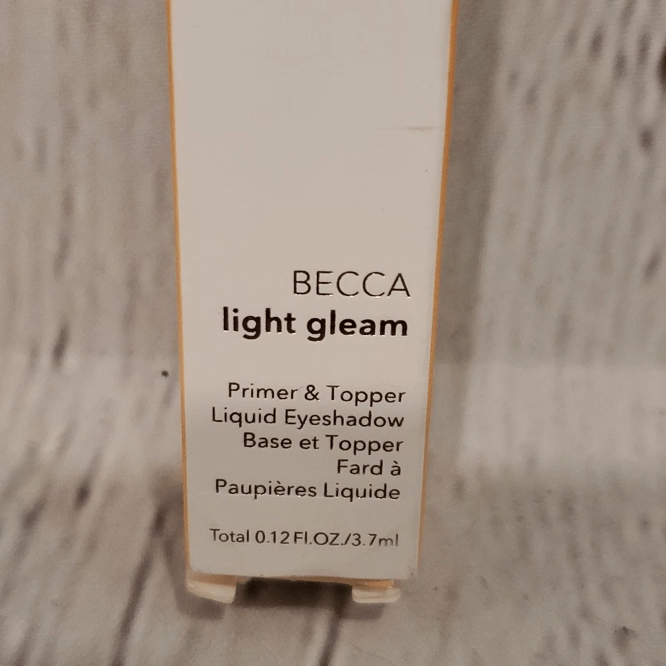 Becca Cosmetics Luz Brillo Líquido Sombra de Ojos Estrella Roja Nuevo Foto 2 de 4