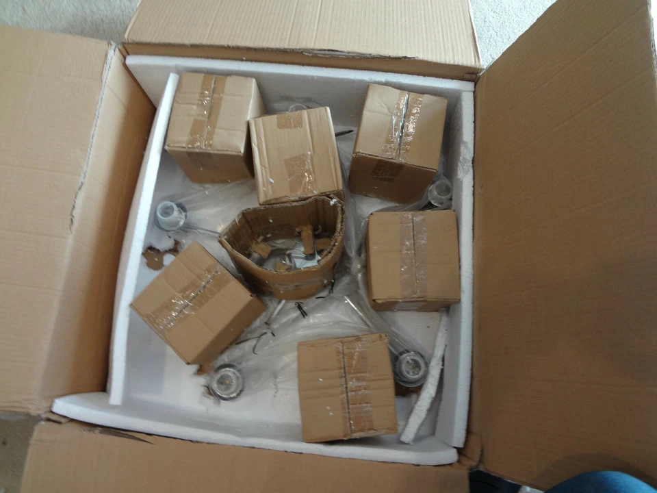 Iluminación de alce - Celina - Lámpara de araña de cinco luces cromada con cúpulas doradas y grises Foto 3 de 4