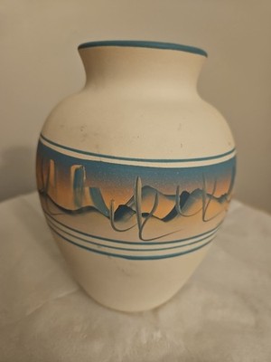 Vintage New West Pottery Hand Painted Southwestern Vase Earthenware Signed