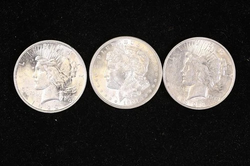 US 90% SILVER DOLLAR LOT OF 3 COINS PEACE MORGAN LUSTEROUS BU FREE SHIP NR!