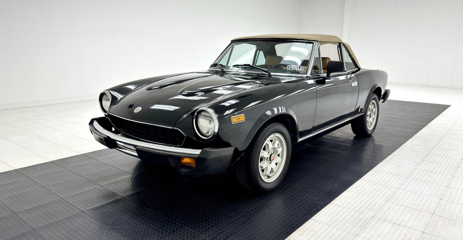 1982 Fiat 2000 Spider