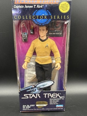 Playmates Toys Star Trek Command Edition Captain James T Kirk Action Figure
