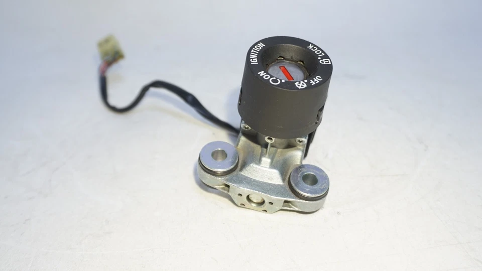 KTM 1290 SuperDuke GT 2017 juego de bloqueo llave tapa de gasolina bloqueo de maletero completo 160677 OEM Foto 3 de 4