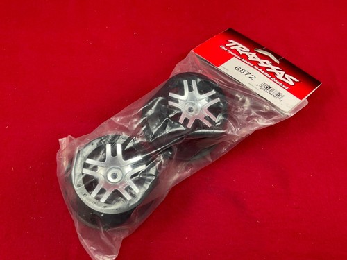 Traxxas 5172A Split Spoke Wheels - 3.8" Black Chrome 2-Piece Set For T-Maxx & Revo RC Trucks - View #9