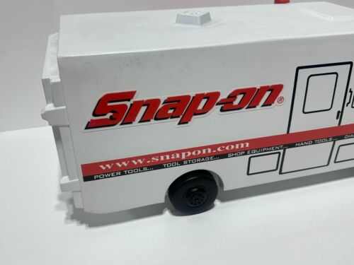 Snap On Tools (Tool Truck) Mailbox, 8" x 19" Rare, Limited Edition, SSX22P166 - Picture 11 of 16