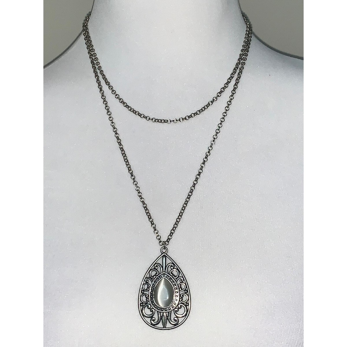 Vintage Paparazzi Filigree Pear Shape Pendant Moonstone Necklace