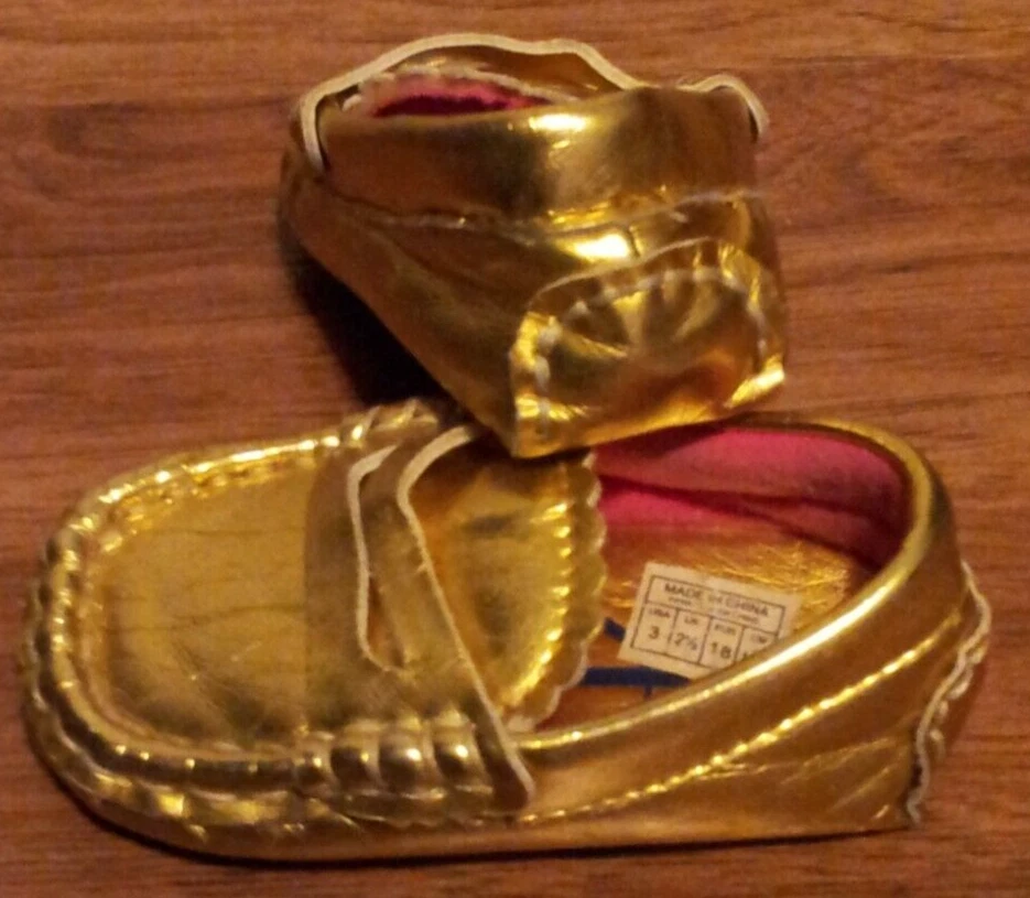 Infant Juicy Couture Gold Crib Shoes Size 3 Shiny Slip On Handle With Couture - Image 3 of 4