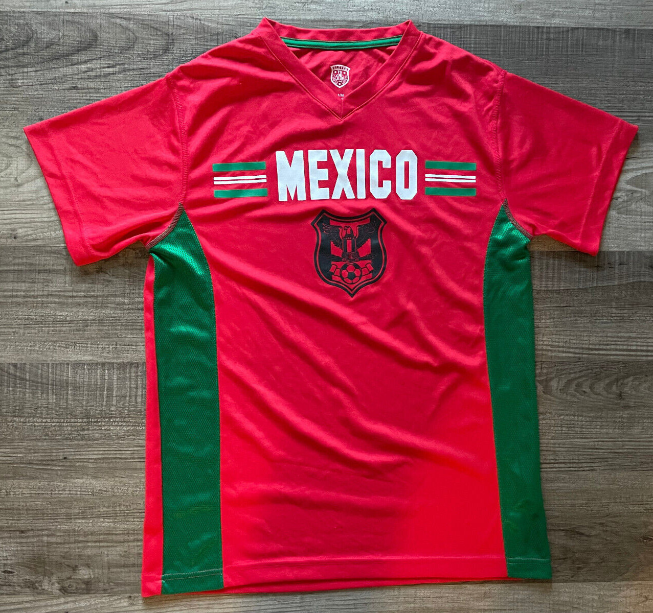 MEXICO MENS FOOTBALL SOCCER FUTBOL ALT red JERSEY SIZE Medium Chicharito Ochoa