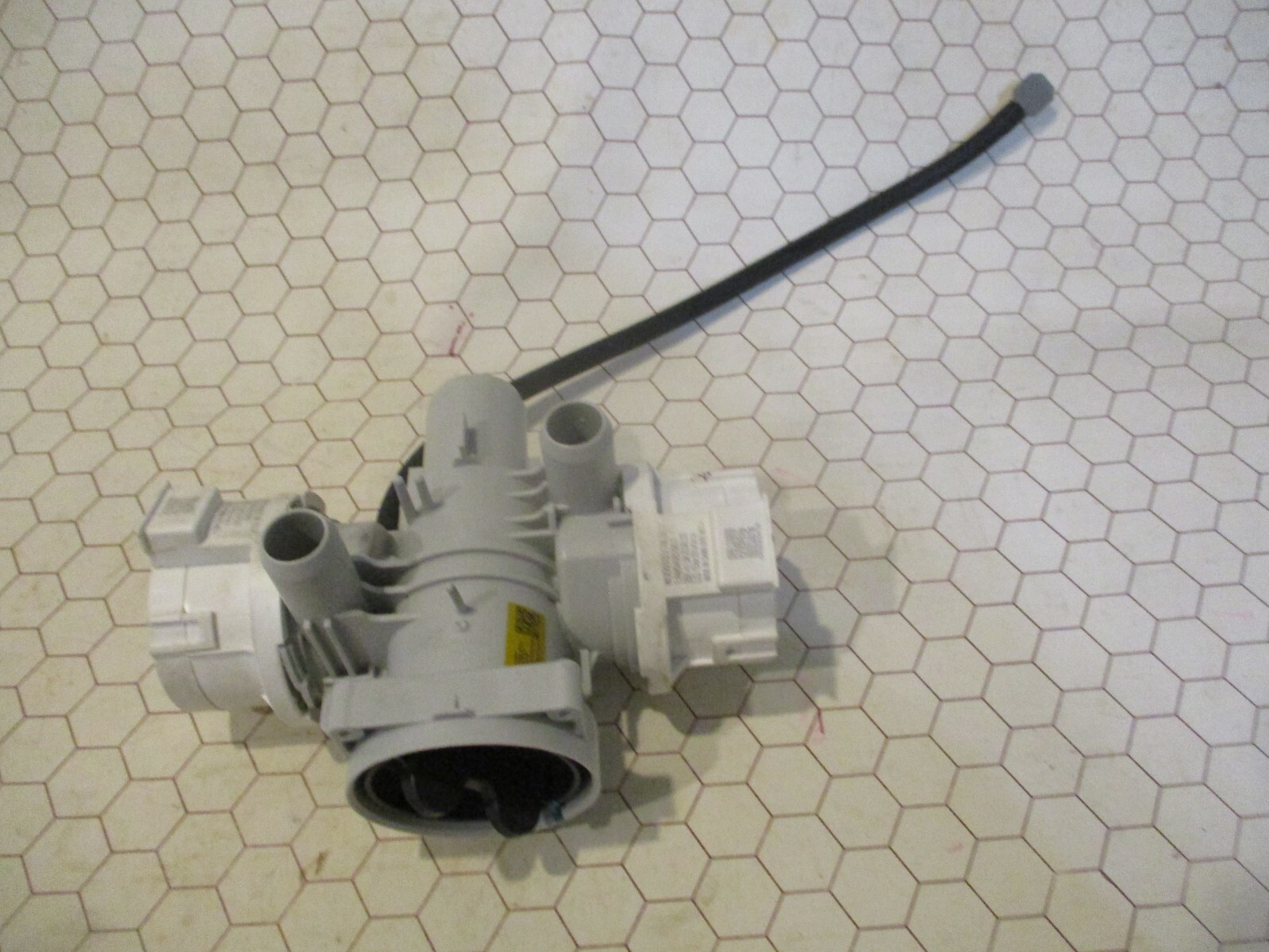AHA75693423 LG Washer Drain Pump Assembly | eBay 