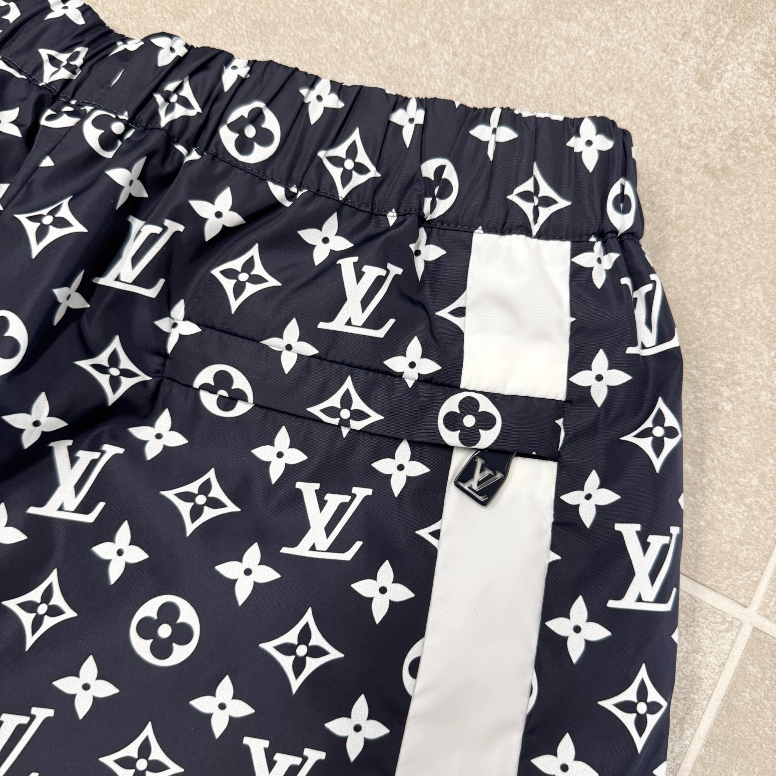 Louis Vuitton 1AFWQB Monogram Printed Track Pants Blue White RRP £1720 / UK. L image 7